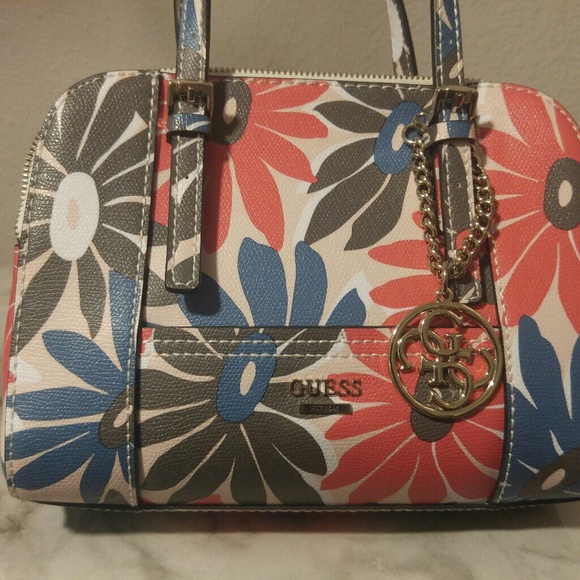 guess handbags floral print